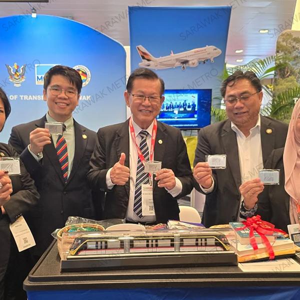 We were honoured to be part of the Sarawak government’s delegation at the recent Sarawak Mega Fair 2025.  Joining the Ministry of Transport Sarawak’s exhibition booth, we had the opportunity to share with visitors our plans to decarbonise the public transport system through our zero-emission hydrogen-powered ART vehicles and feeder buses for the KUTS project